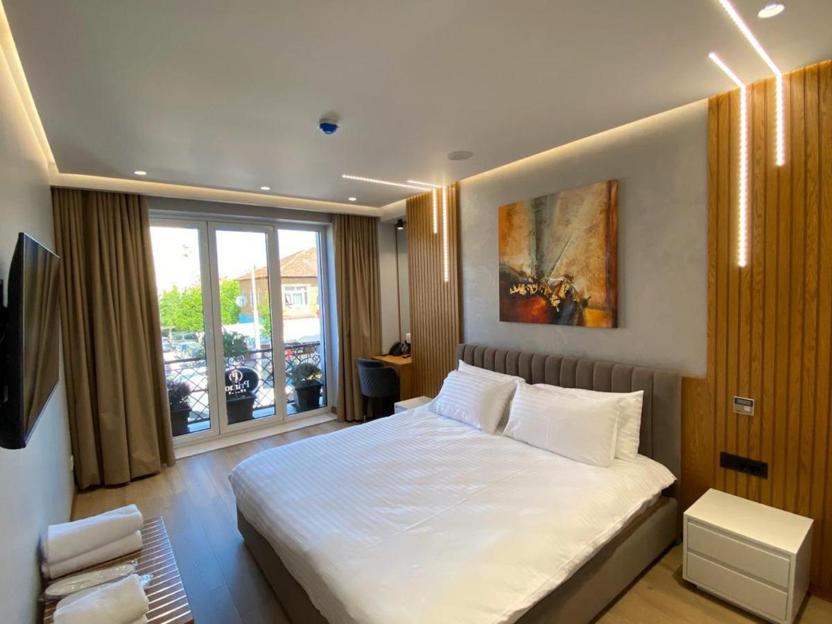 Primo Hotel Tirana Zewnętrze zdjęcie
