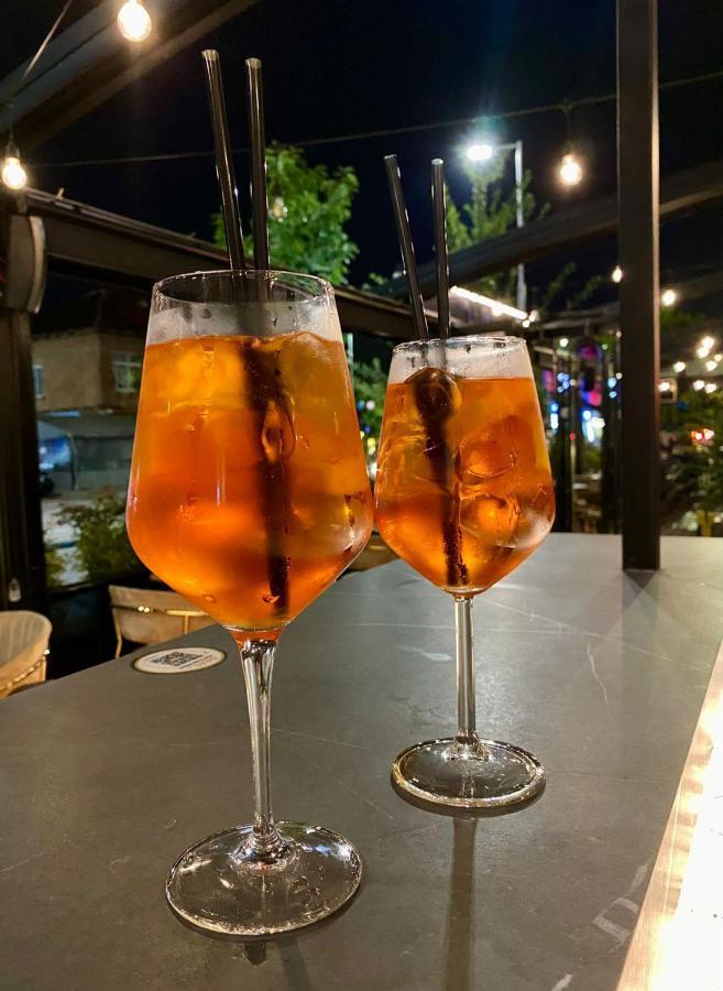 Primo Hotel Tirana Zewnętrze zdjęcie